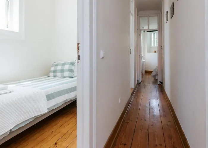 Apartamento - Sao Lazaro Central *